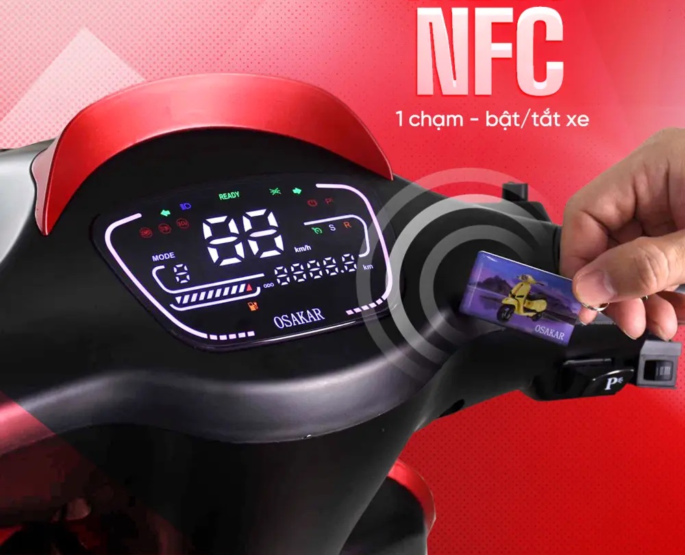 Tại sao màn hình xe điện thường bị "chết" sau mùa mưa? Hiểu đúng nguy cơ, bảo vệ xe đúng cách