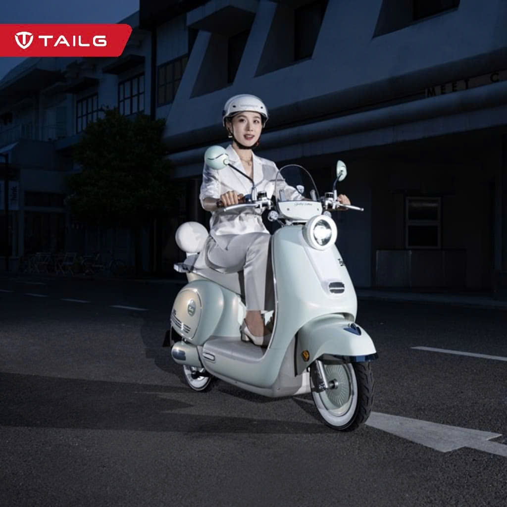 Sạc xe điện tại nhà: Những quy định "siết chặt" an toàn cháy nổ