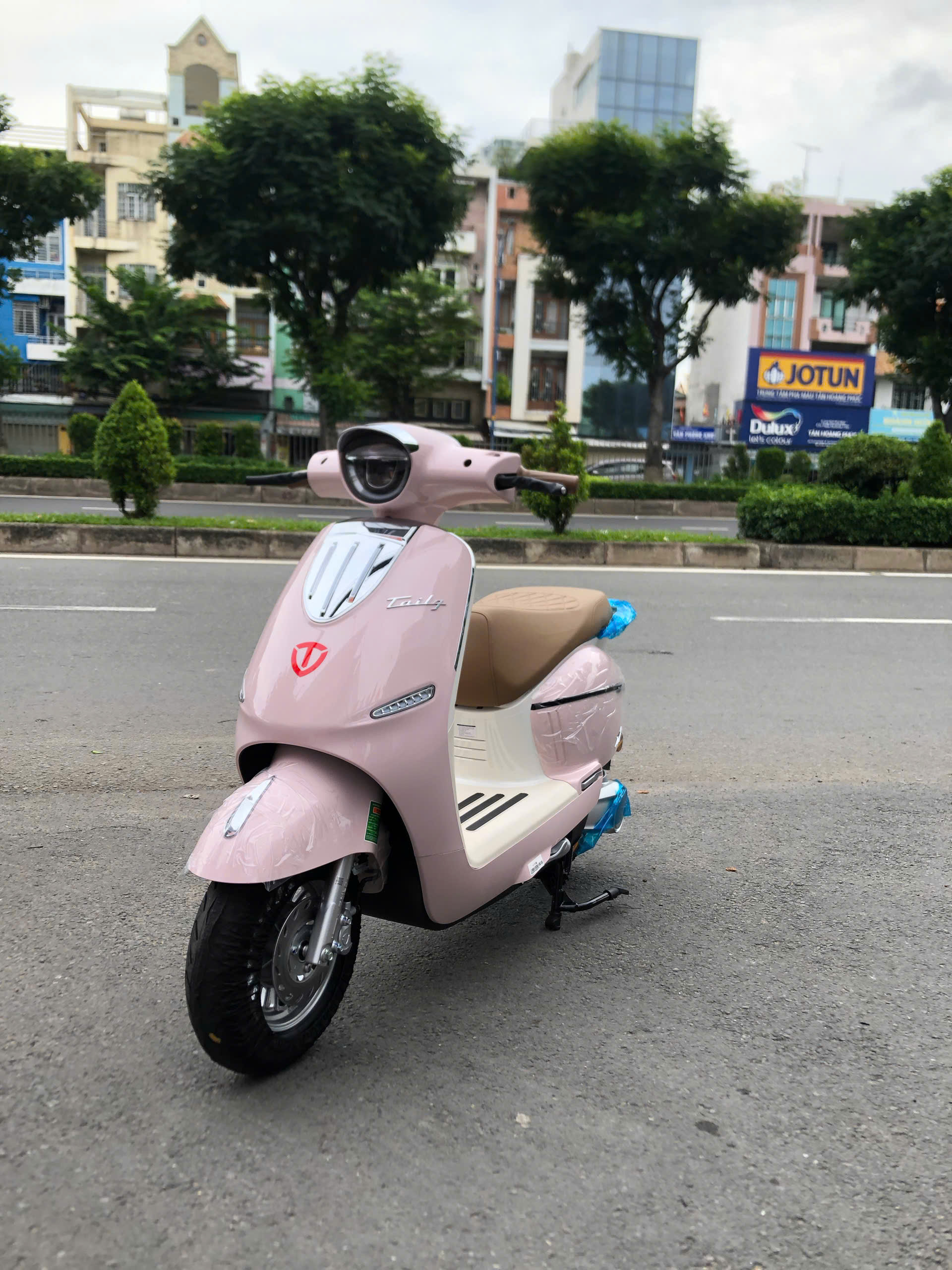 Hà Nội quyết tâm loại bỏ xe máy xăng trong Vành đai 1, chuẩn bị kỹ lưỡng cho kỷ nguyên xe điện