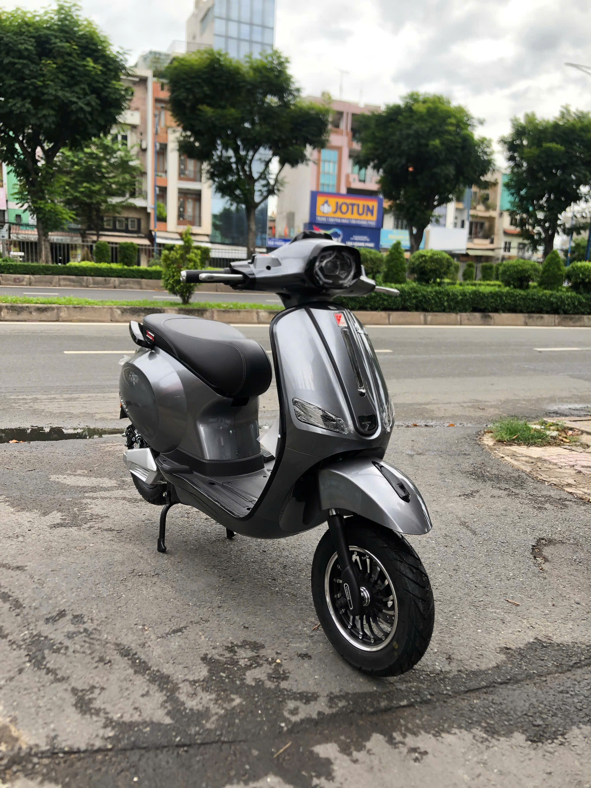 Hà Nội quyết tâm loại bỏ xe máy xăng trong Vành đai 1, chuẩn bị kỹ lưỡng cho kỷ nguyên xe điện