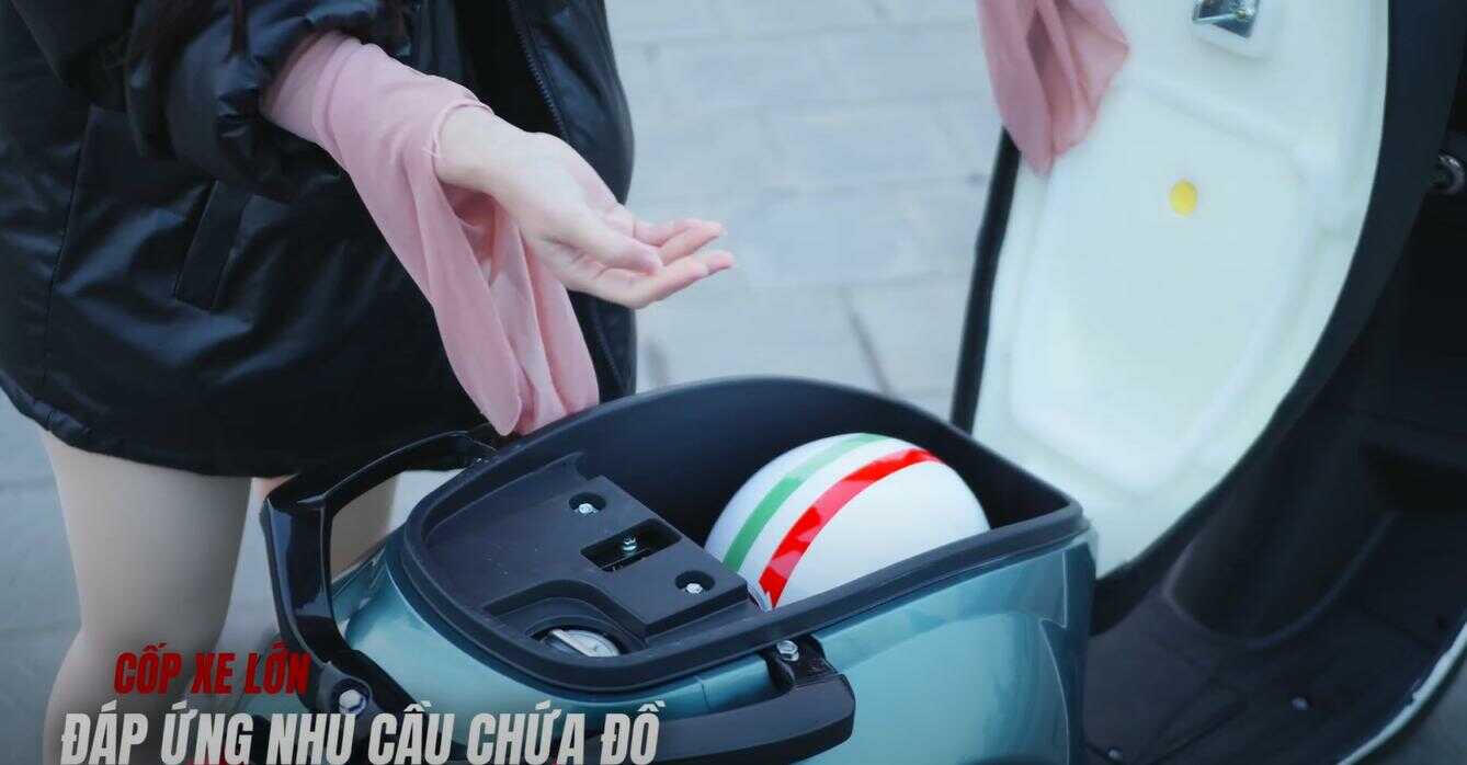 Sáng đi học, chiều đi chơi – Vera S 50cc có thực sự tiện lợi như quảng cáo?
