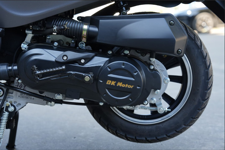 DK Roma Lite S 50cc: Xe máy phong cách mới cho giới trẻ