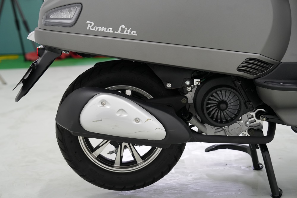 Xe chạy xăng 50cc DKBike