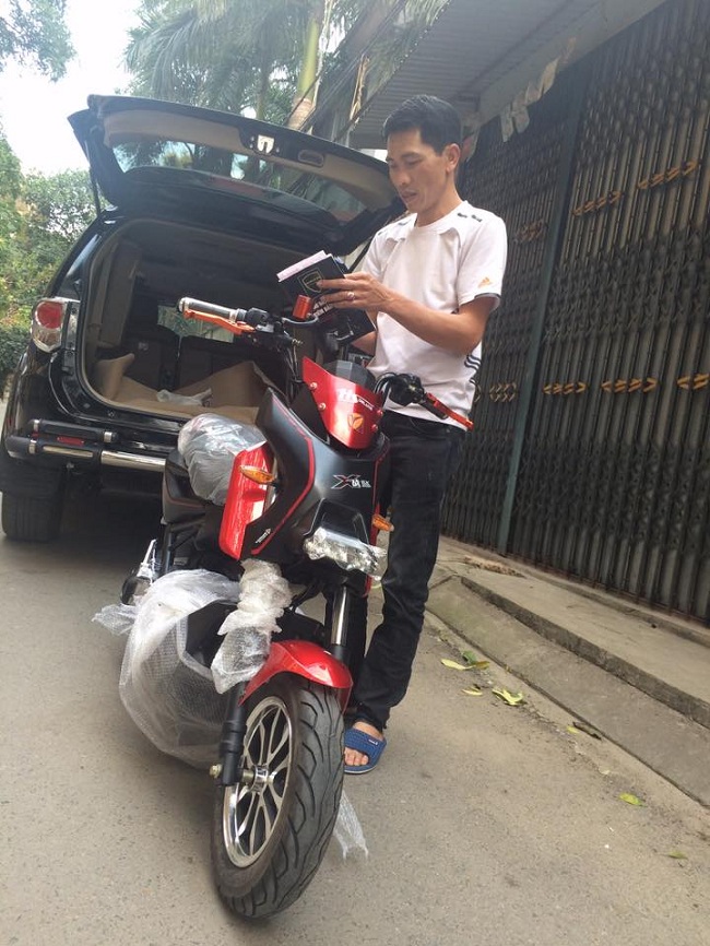 Xe điện Xmen yadea 5 đời 2015 hot nhất vận chuyển về Xuân Hoà Vĩnh Phúc